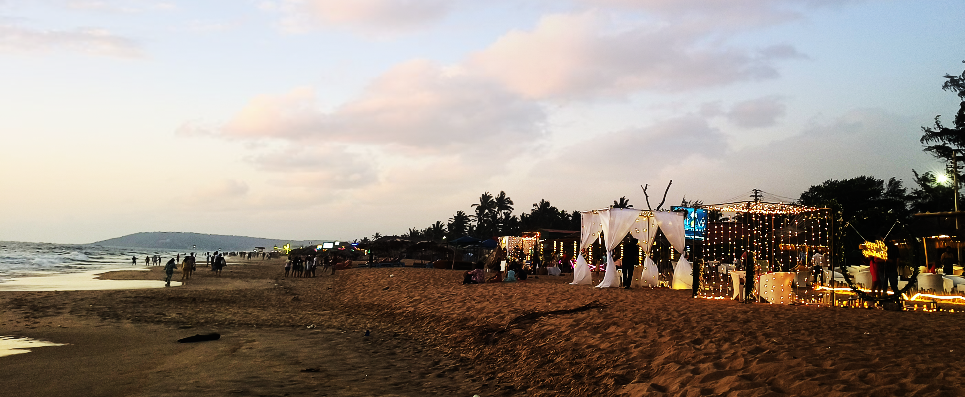 Book Candle Light Dinner for Valentines Week